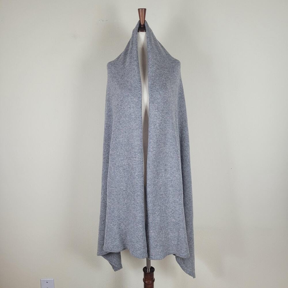 Minnie Rose Wrap Poncho One Size Gray Cashmere Knit Sweater Cape Soft Cozy Open